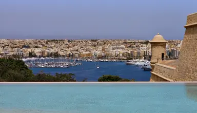 Phoenicia (Valletta)