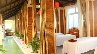 Phu Van Resort & Spa
