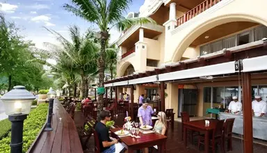 Phuket Graceland Resort & Spa