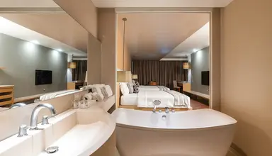 Phuket Graceland Resort & Spa