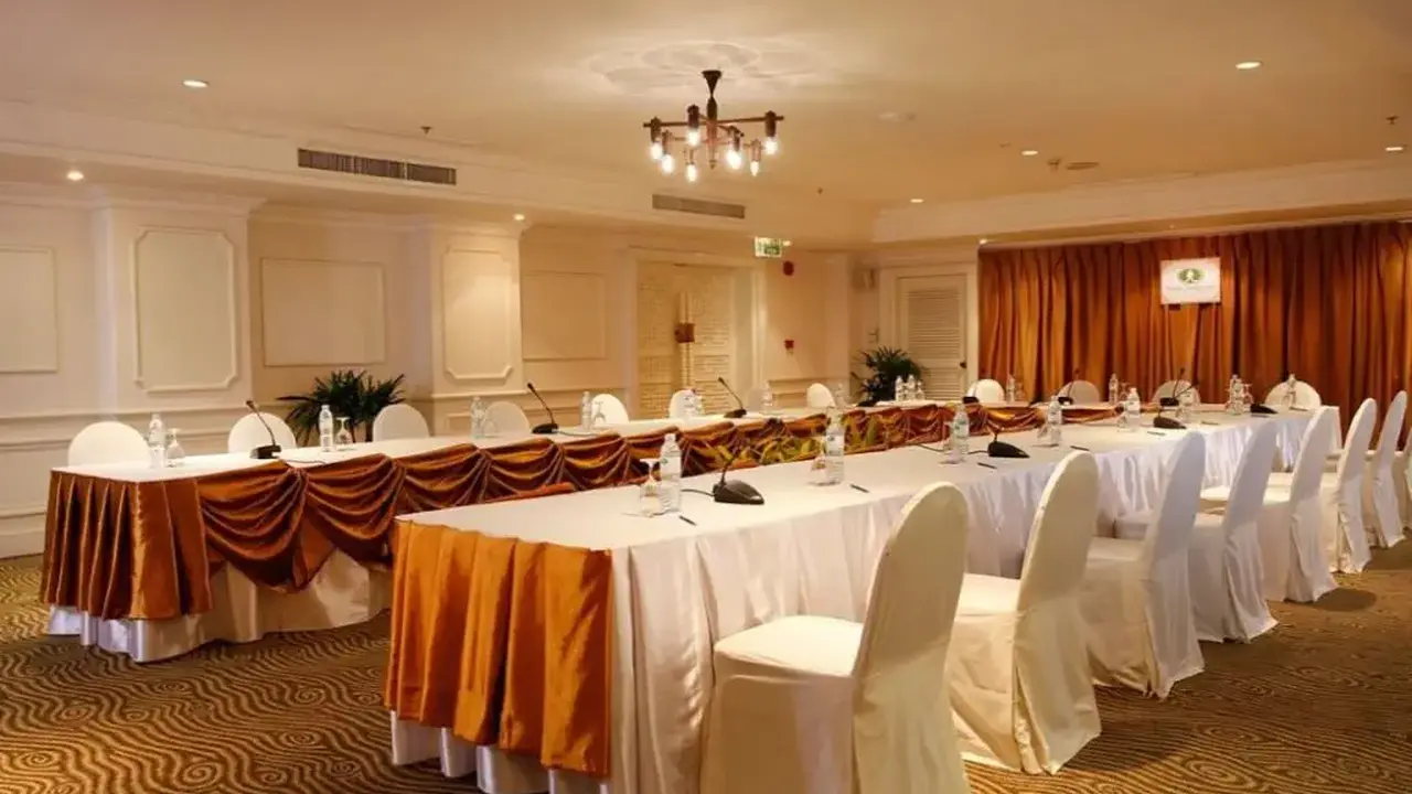 Phuket Graceland Resort & Spa