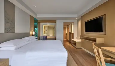 Phuket Marriott Resort & Spa Merlin Beach