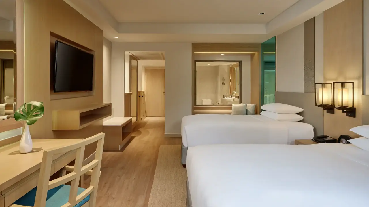 Phuket Marriott Resort & Spa Merlin Beach