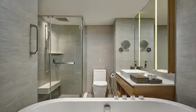 Phuket Marriott Resort & Spa Merlin Beach