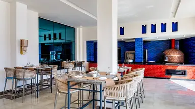 Pickalbatros White Beach Resort