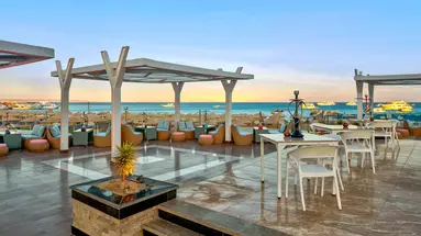 Pickalbatros White Beach Resort