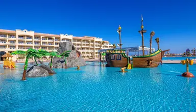 Pickalbatros White Beach Resort