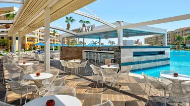 Pickalbatros White Beach Resort