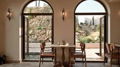 Pierros Verde Private Suites