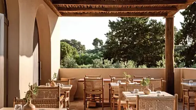 Pierros Verde Private Suites