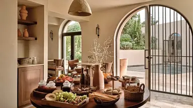 Pierros Verde Private Suites