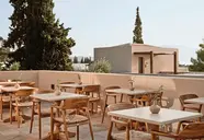 Pierros Verde Private Suites