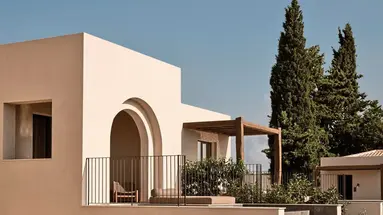 Pierros Verde Private Suites