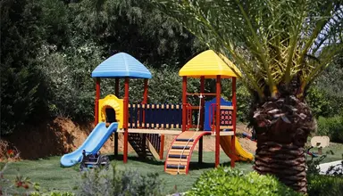 Pilot Beach Resort