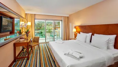 Pine Bay Holiday Resort