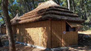 Pine Beach Pakostane