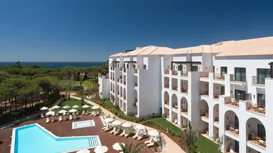 Pine Cliffs Ocean Suites