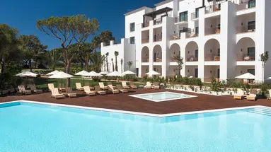 Pine Cliffs Ocean Suites