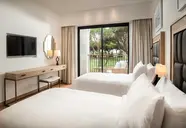 Pine Cliffs Ocean Suites