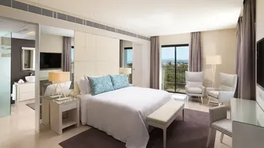 Pine Cliffs Ocean Suites