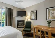 Pinnacle Hotel Whistler