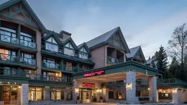 Pinnacle Hotel Whistler