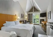 Pinnacle Hotel Whistler