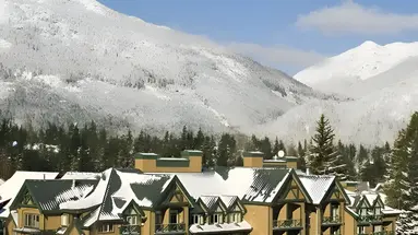Pinnacle Hotel Whistler