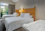 Pinnacle Hotel Whistler