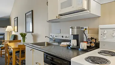 Pinnacle Hotel Whistler