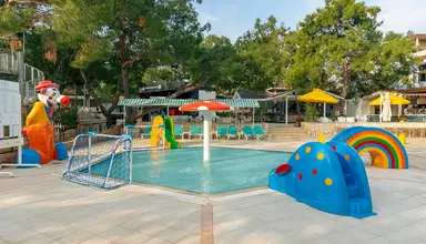 Pirate's Beach Club
