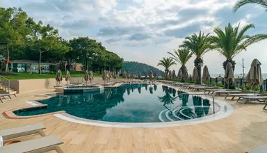 Pirate's Beach Club