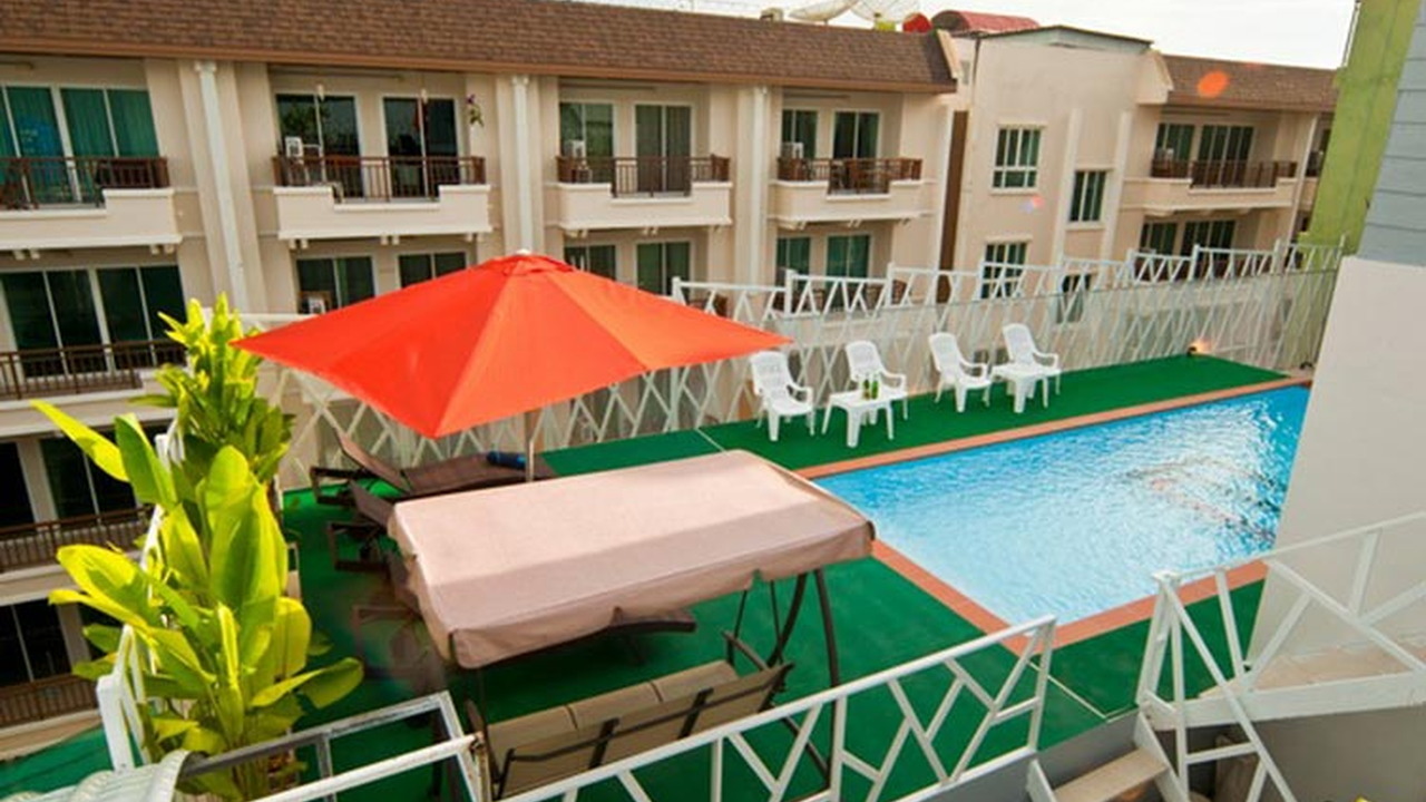 PJ Patong Resotel
