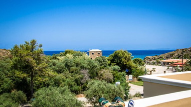 Plaka Beach