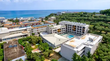 Planos Apartments