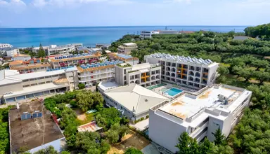 Planos Apartments