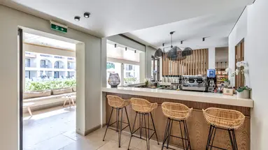 Planos Apartments
