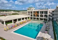 Planos Apartments