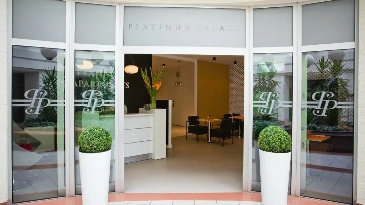 Platinum Palace Apartments