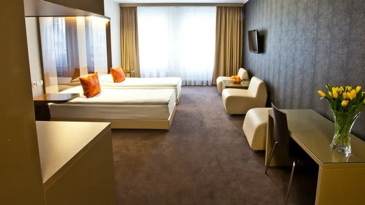 Platinum Palace Apartments