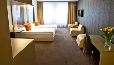 Platinum Palace Apartments