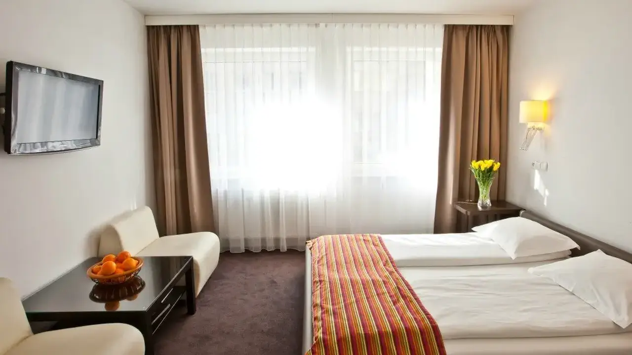 Platinum Palace Apartments