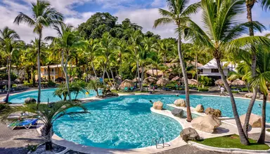 Playa Bachata Resort