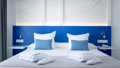 Playa Olid Suites & Apartments