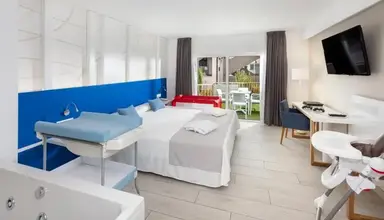 Playa Olid Suites & Apartments