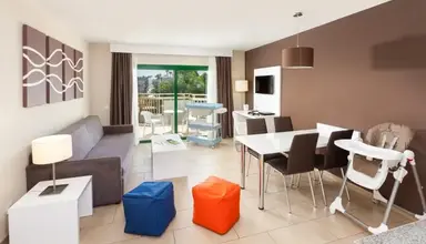 Playa Olid Suites & Apartments