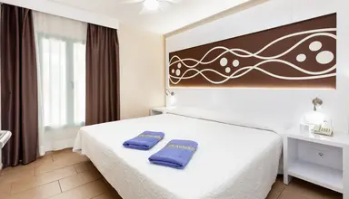 Playa Olid Suites & Apartments