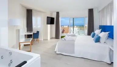 Playa Olid Suites & Apartments