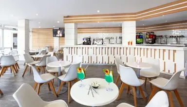 Playa Olid Suites & Apartments