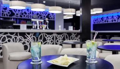 Playa Olid Suites & Apartments